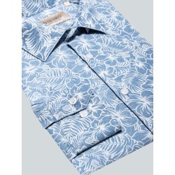 Chemise bleue à fleurs